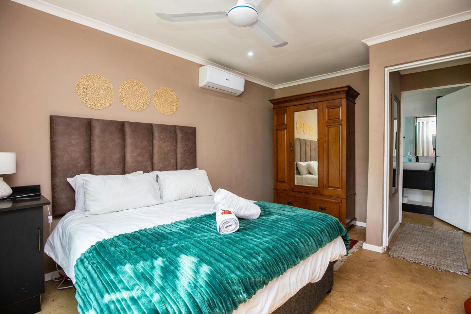 1 Bedroom - Unit 1 Loadshedding Free Apartment